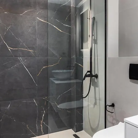 Soho Harbor By Halu! Selanik